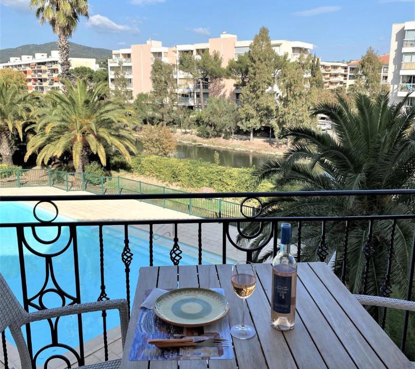Photo of Patio Balcony in Sainte-Maxime City Centre
