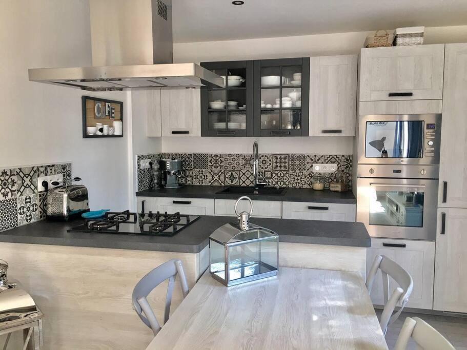 Photo of Kitchen in Cap-d'Antibes