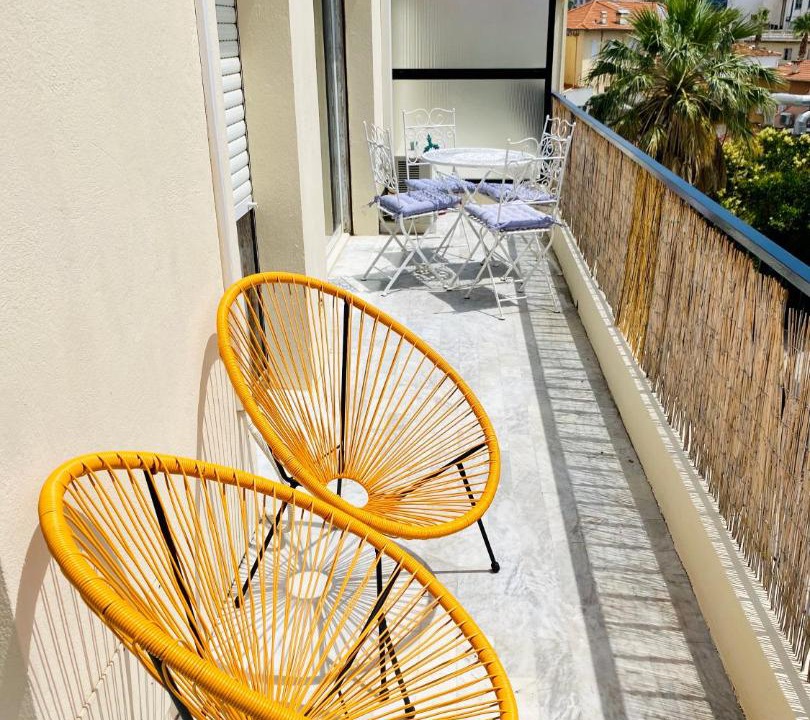 Photo of Patio Balcony in Juan-les-Pins