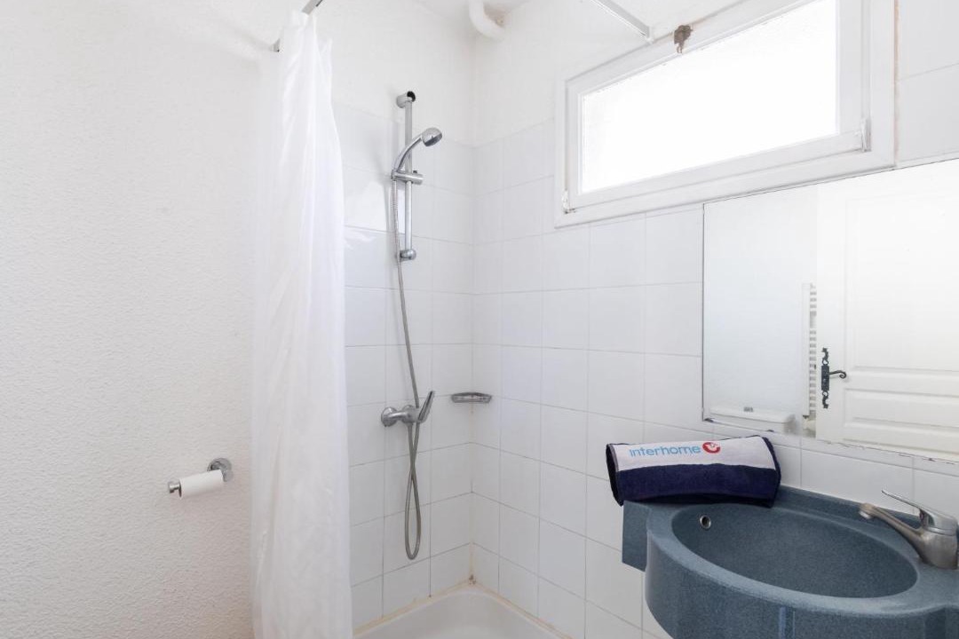 Photo of Bathroom in Boulouris-sur-Mer