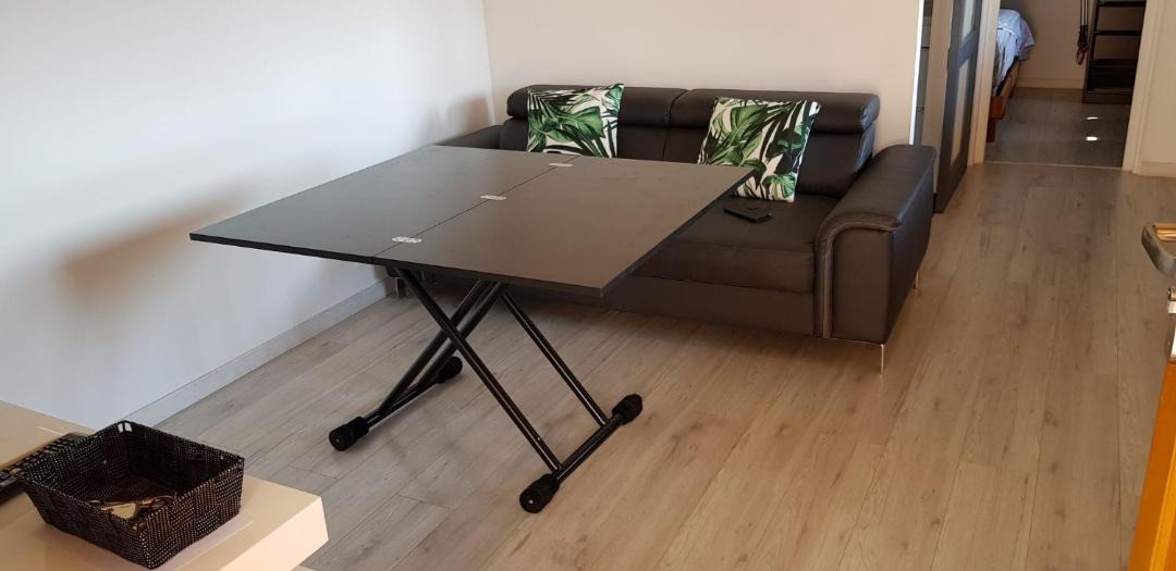 Photo of Livingroom in Drap