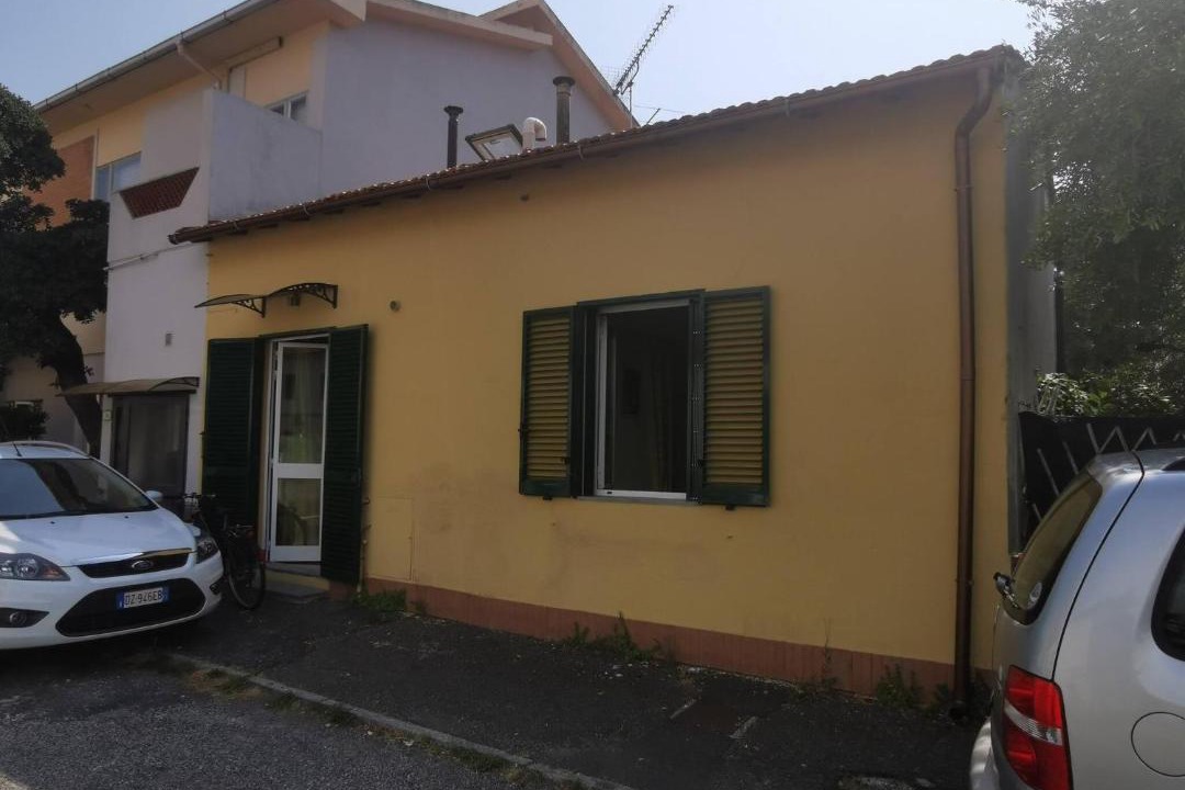 Photo of Buildings in Rosignano Solvay