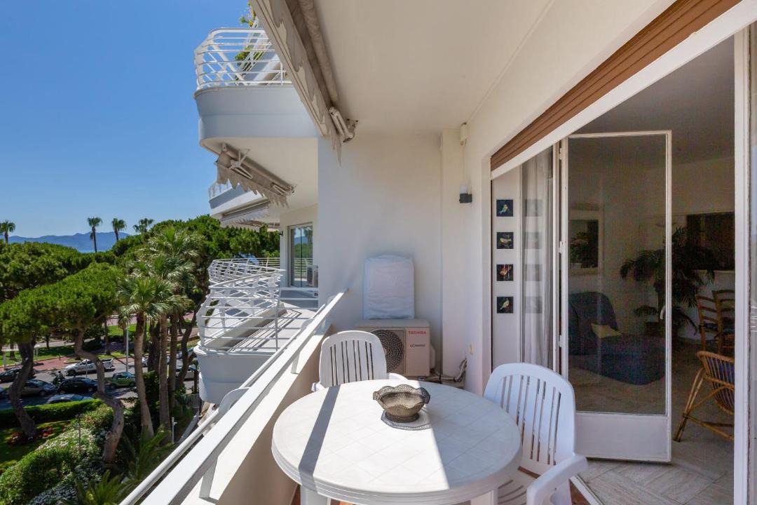 Photo of Patio Balcony in Pointe Croisette