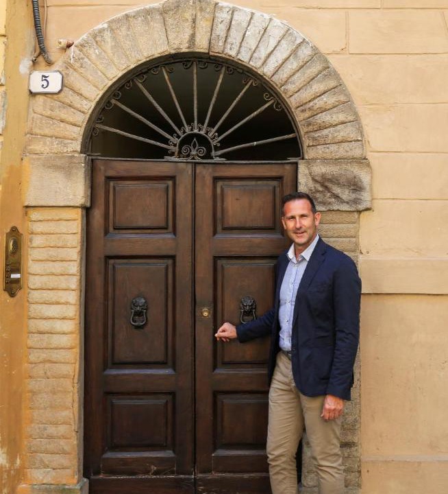 Photo of Human In Picture in Lucca Historical Center