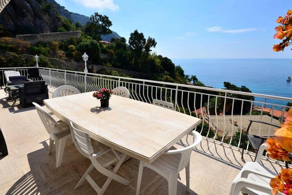 Photo of Patio Balcony in Eze