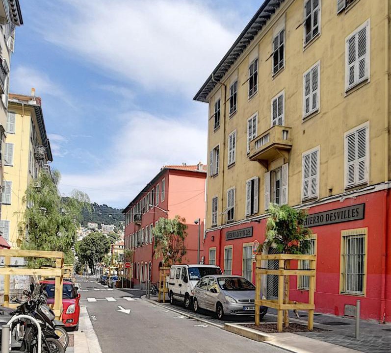 Photo of Buildings in Quartier du Port