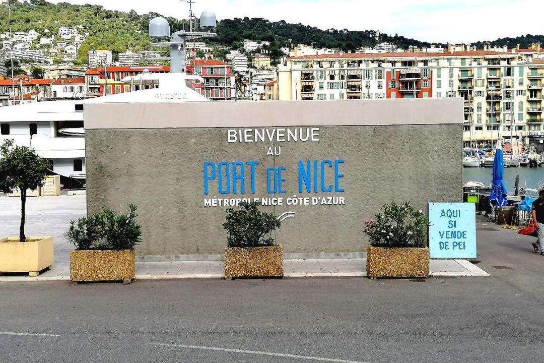Photo of Buildings in Quartier du Port