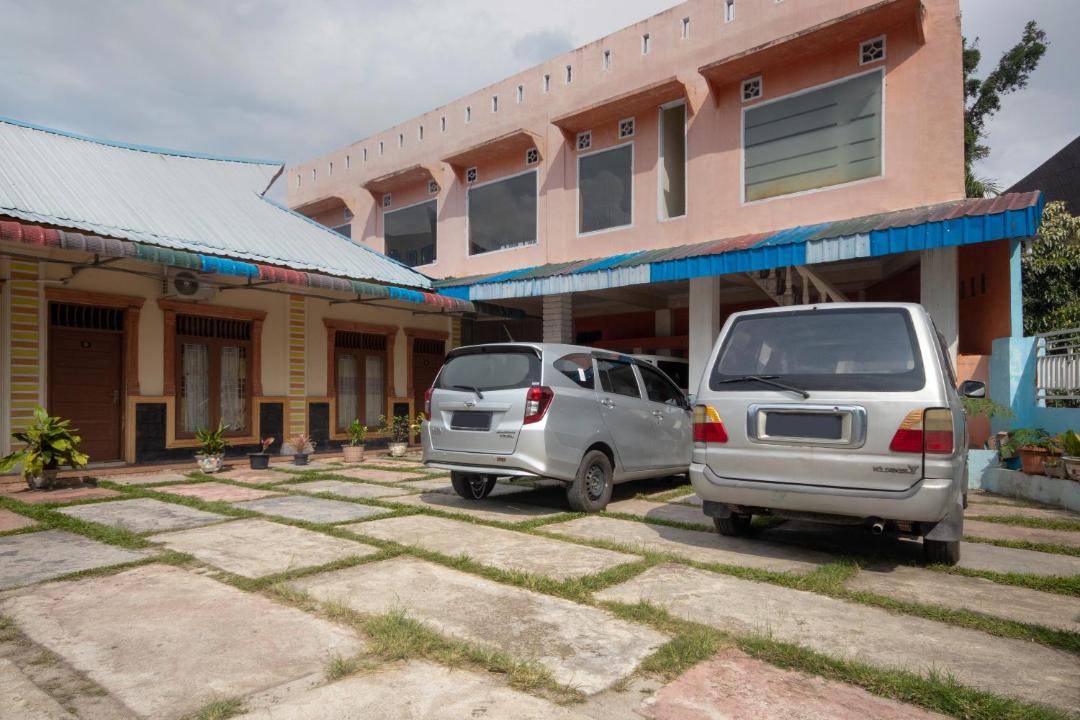 Photo of Others in Parapat