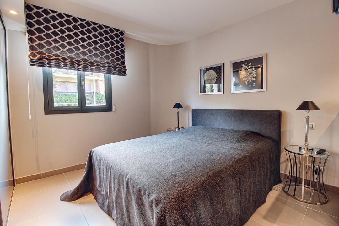 Photo of Bedroom in Sainte-Maxime City Centre