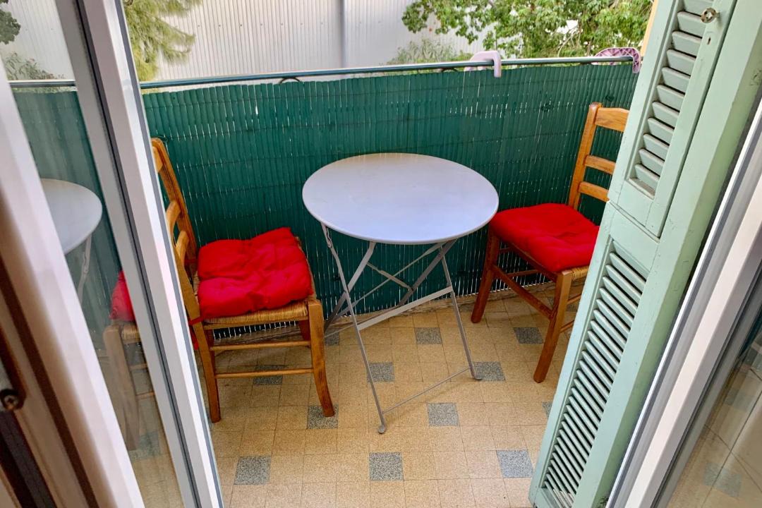 Photo of Patio Balcony in La Madeleine