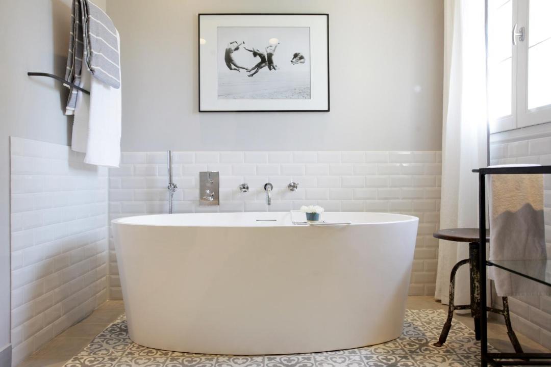Photo of Bathroom in Antibes City Centre