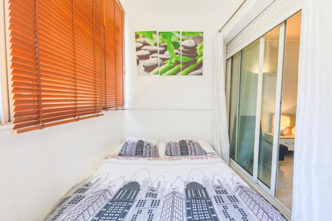 Photo of Bedroom in Juan-les-Pins