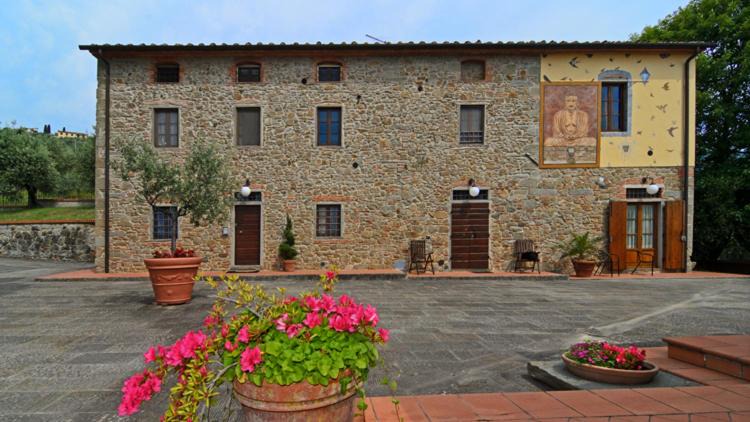 Photo of Buildings in Massa e Cozzile