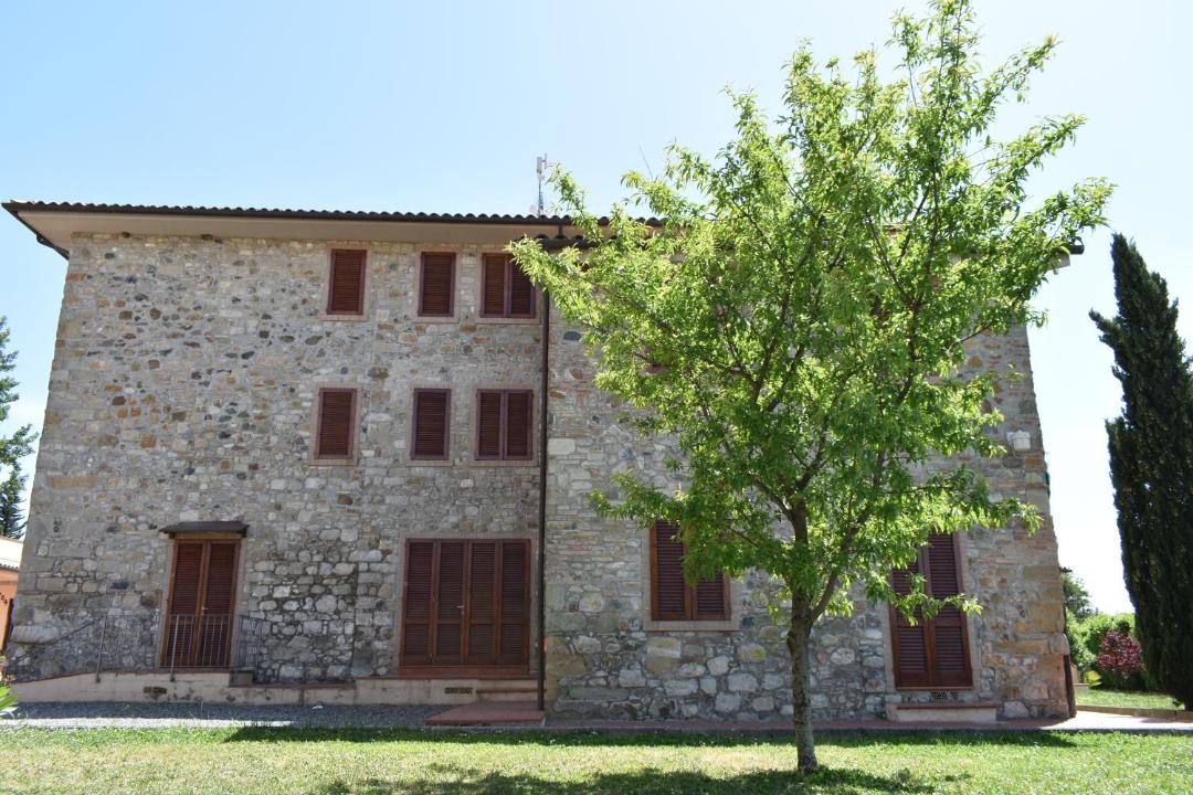 Photo of Others in Pomaia