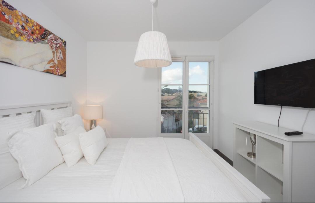 Photo of Bedroom in Saint-Tropez City Centre