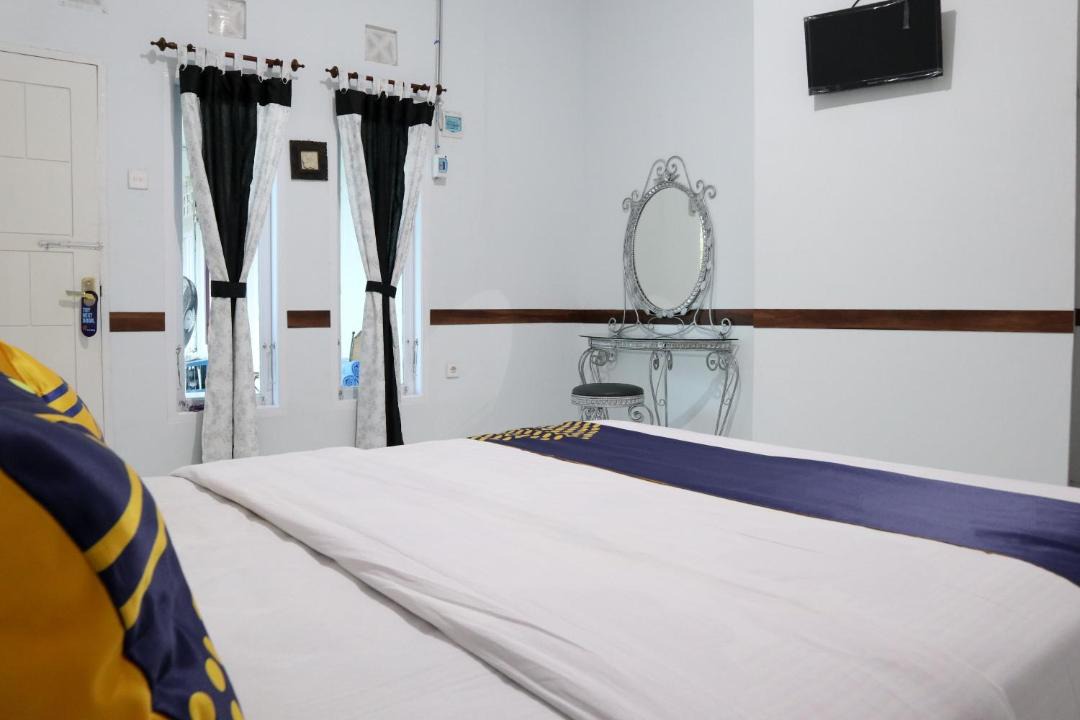 Photo of Bedroom in Padang