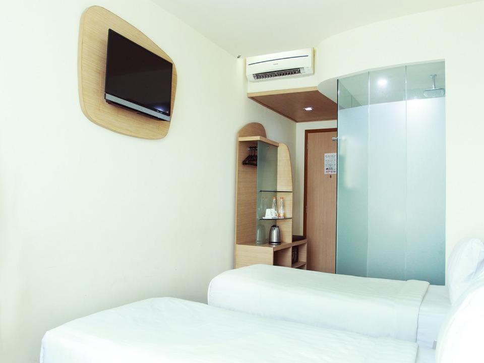 Photo of Bedroom in Tomang