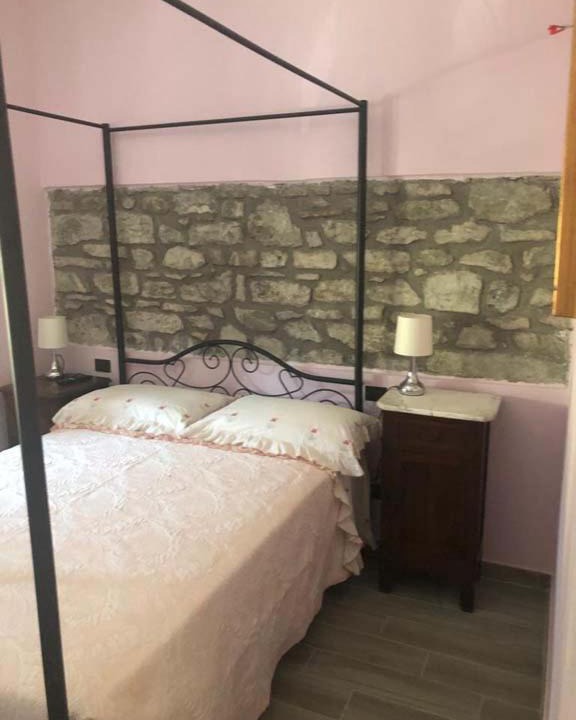 Photo of Bedroom in Fivizzano