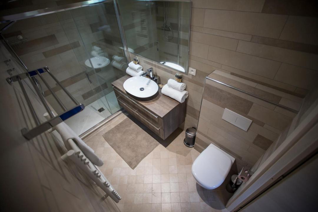 Photo of Bathroom in Cannes City Centre