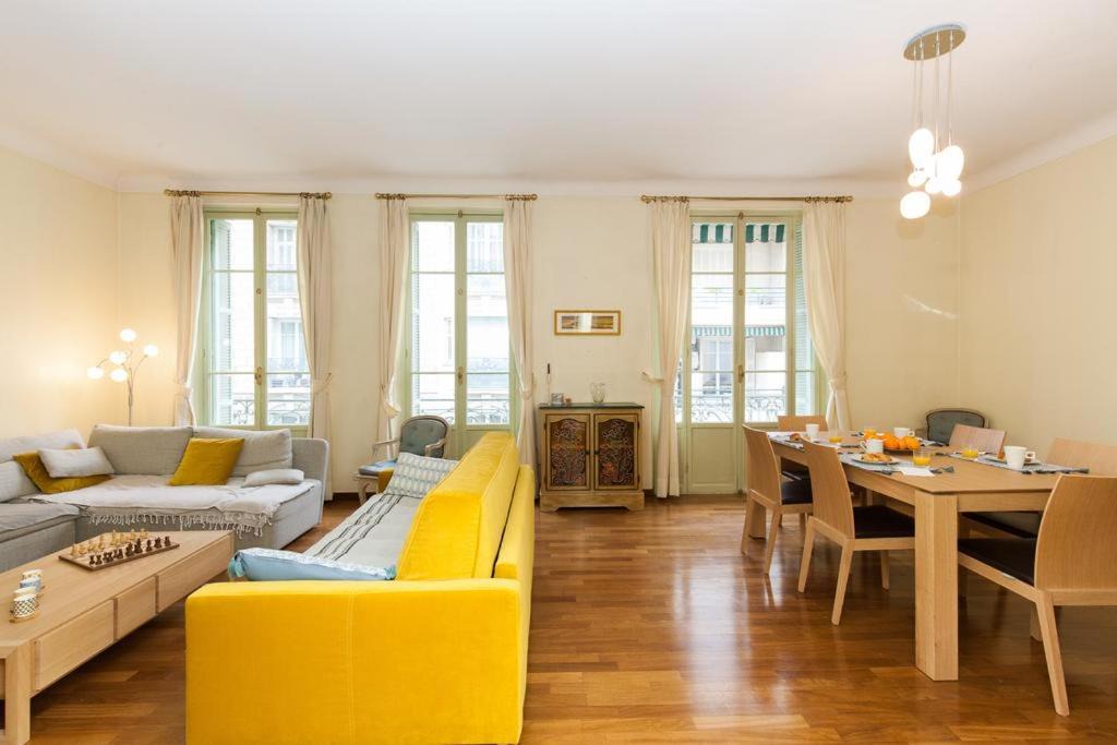 Photo of Livingroom in Nice City Centre