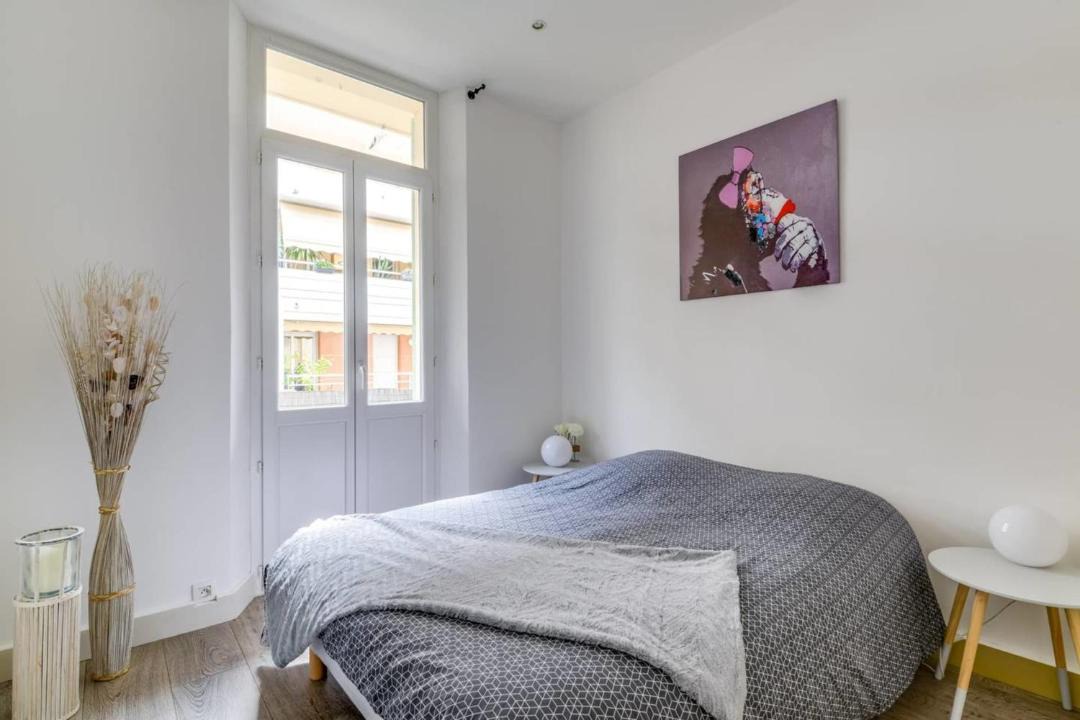Photo of Bedroom in Prado - Republique