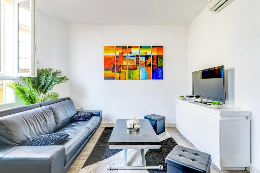 Photo of Livingroom in Prado - Republique