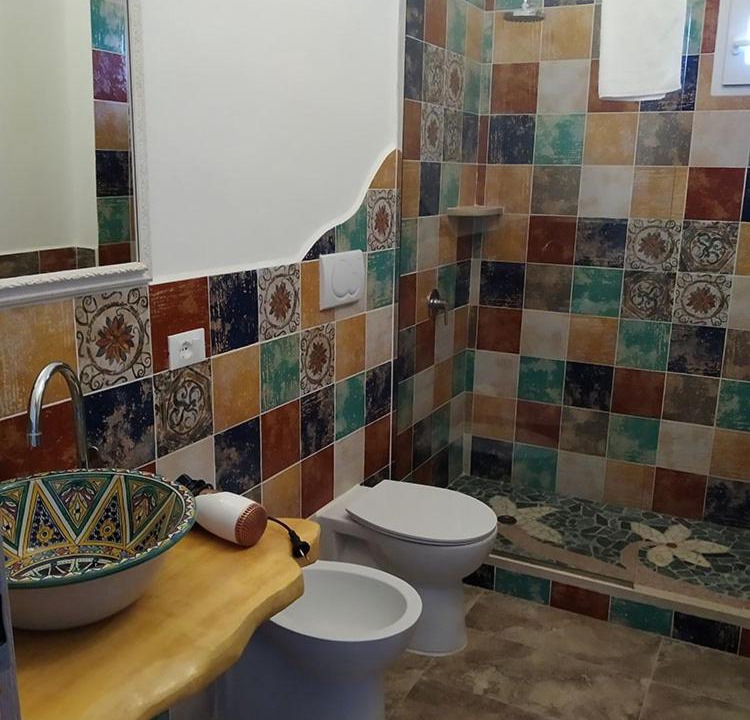 Photo of Bathroom in La California