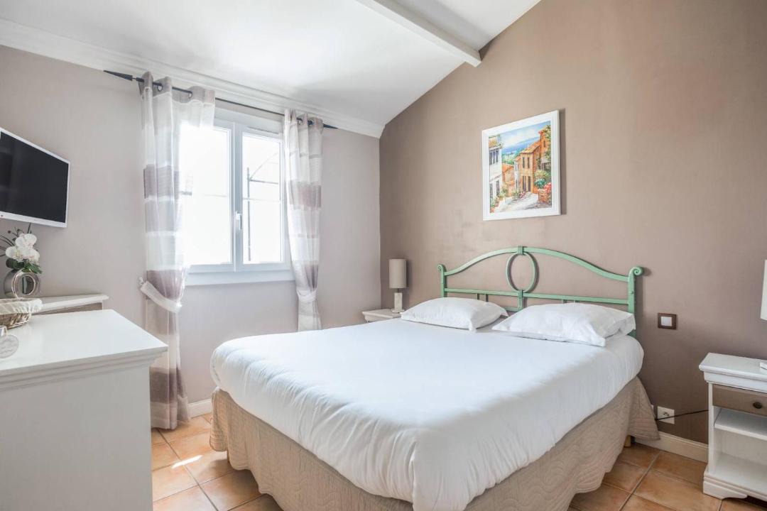 Photo of Bedroom in Les Restanques
