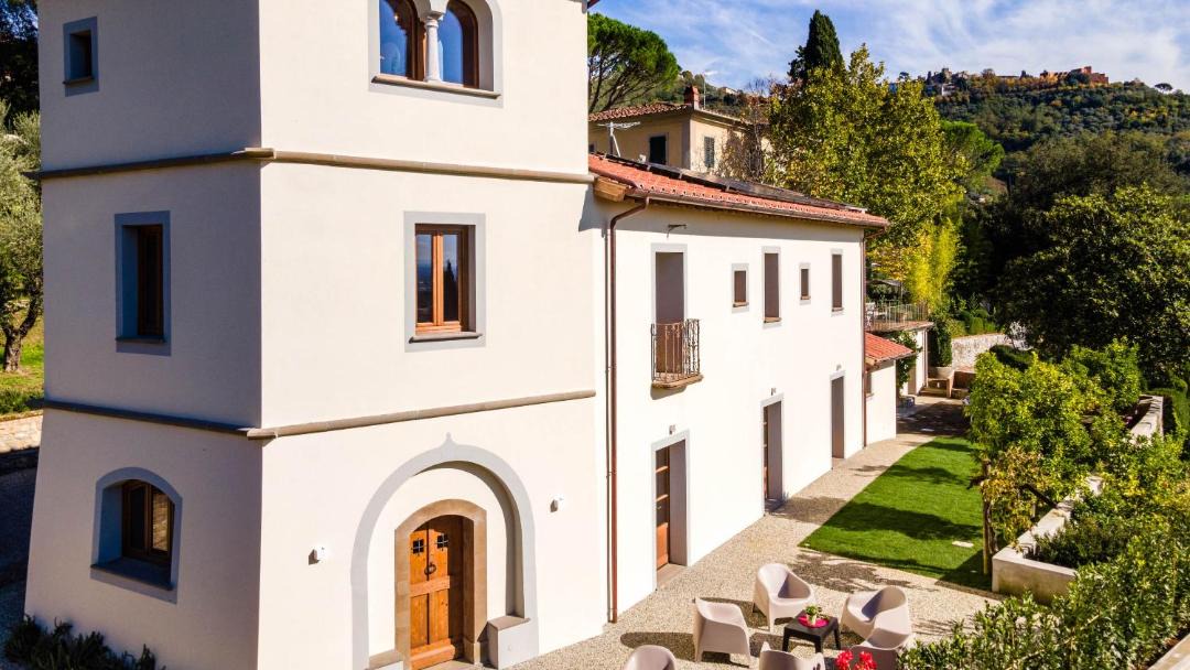 Photo of Others in Margine Coperta-Traversagna