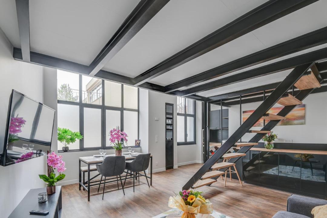Photo of Livingroom in Cannes City Centre