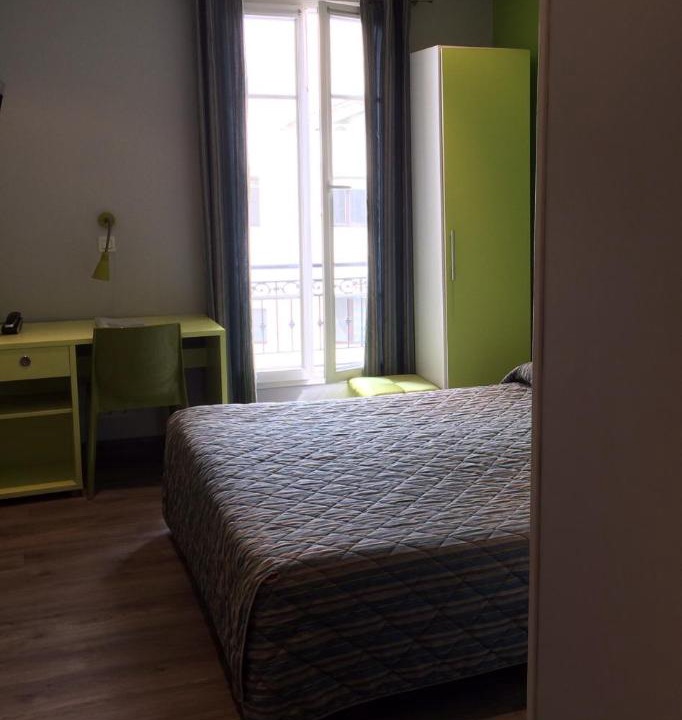 Photo of Bedroom in Jean-Medecin