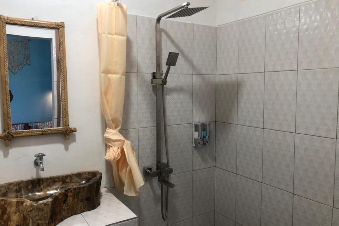 Photo of Bathroom in Padang