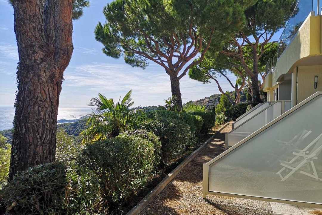 Photo of Others in Eze