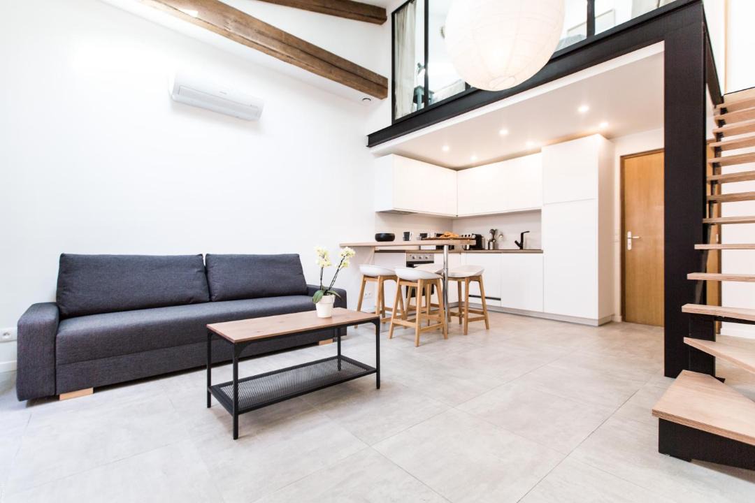Photo of Livingroom in Antibes City Centre