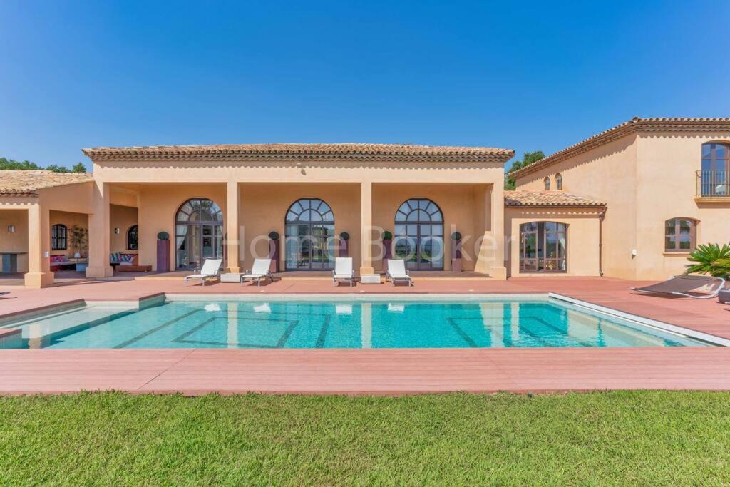 Photo of Outdoor in Sainte-Maxime