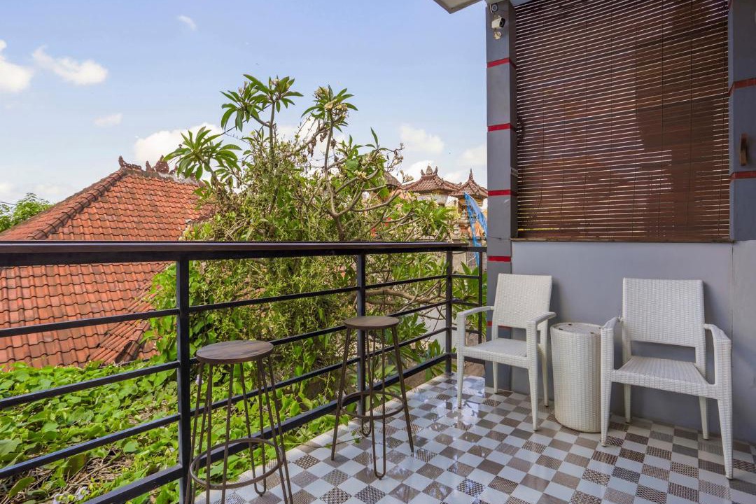 Photo of Patio Balcony in Padangsambian Klod