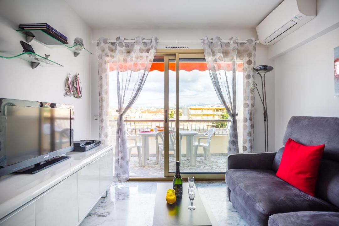 Photo of Livingroom in Cannes