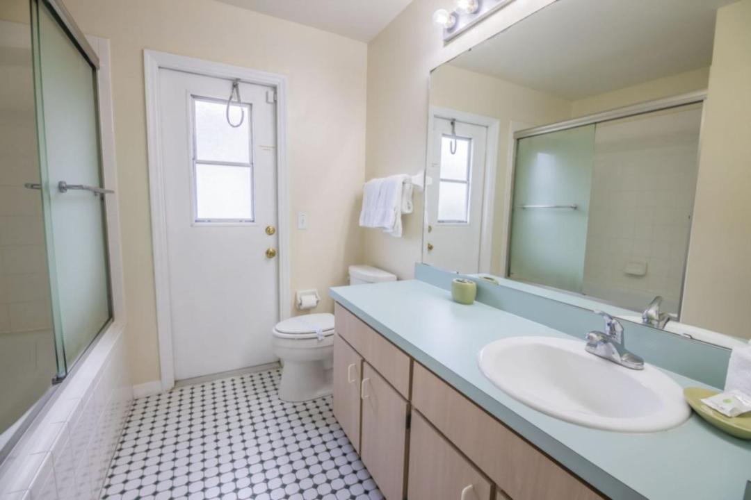 Photo of Bathroom in Creekside