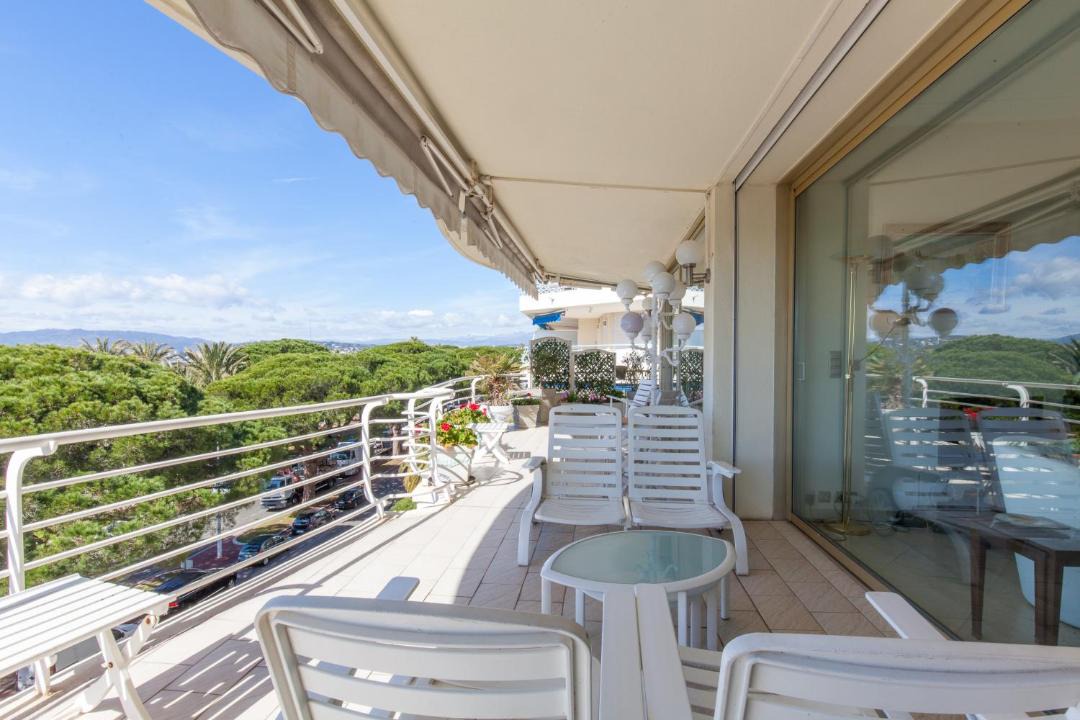 Photo of Patio Balcony in Pointe Croisette