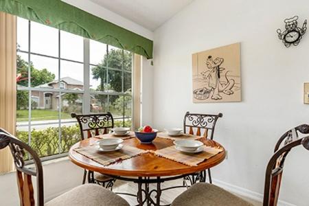 Photo of Livingroom in Creekside