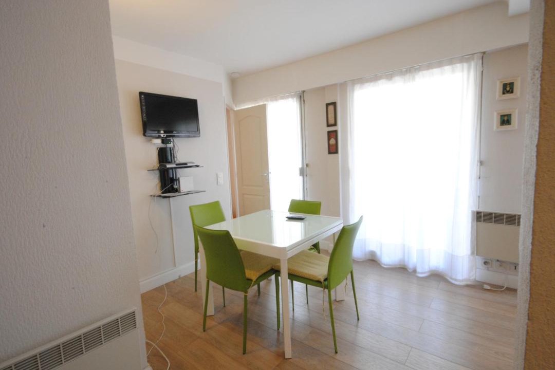 Photo of Livingroom in Cannes City Centre