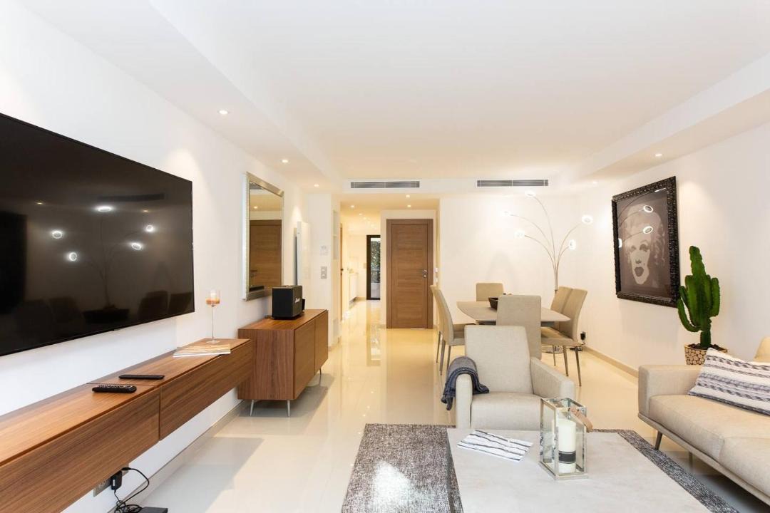 Photo of Livingroom in Cannes City Centre