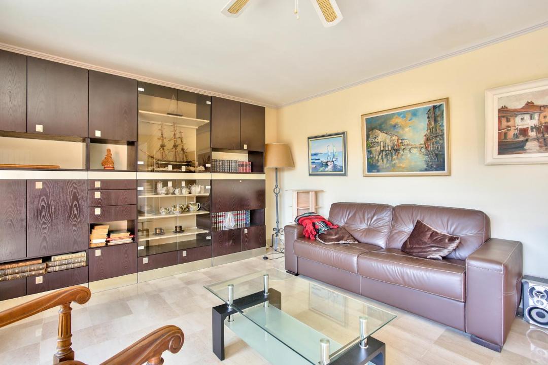 Photo of Livingroom in Mandelieu-La-Napoule