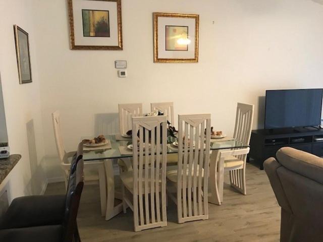 Photo of Livingroom in Creekside