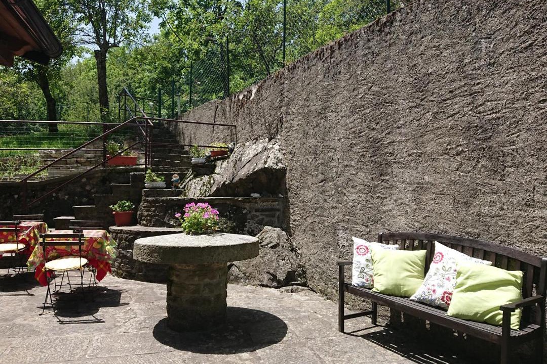 Photo of Patio Balcony in Pontremoli