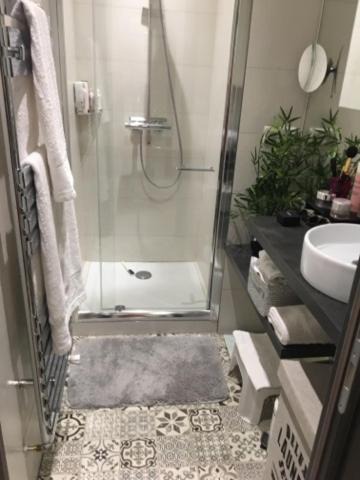 Photo of Bathroom in Cannes City Centre