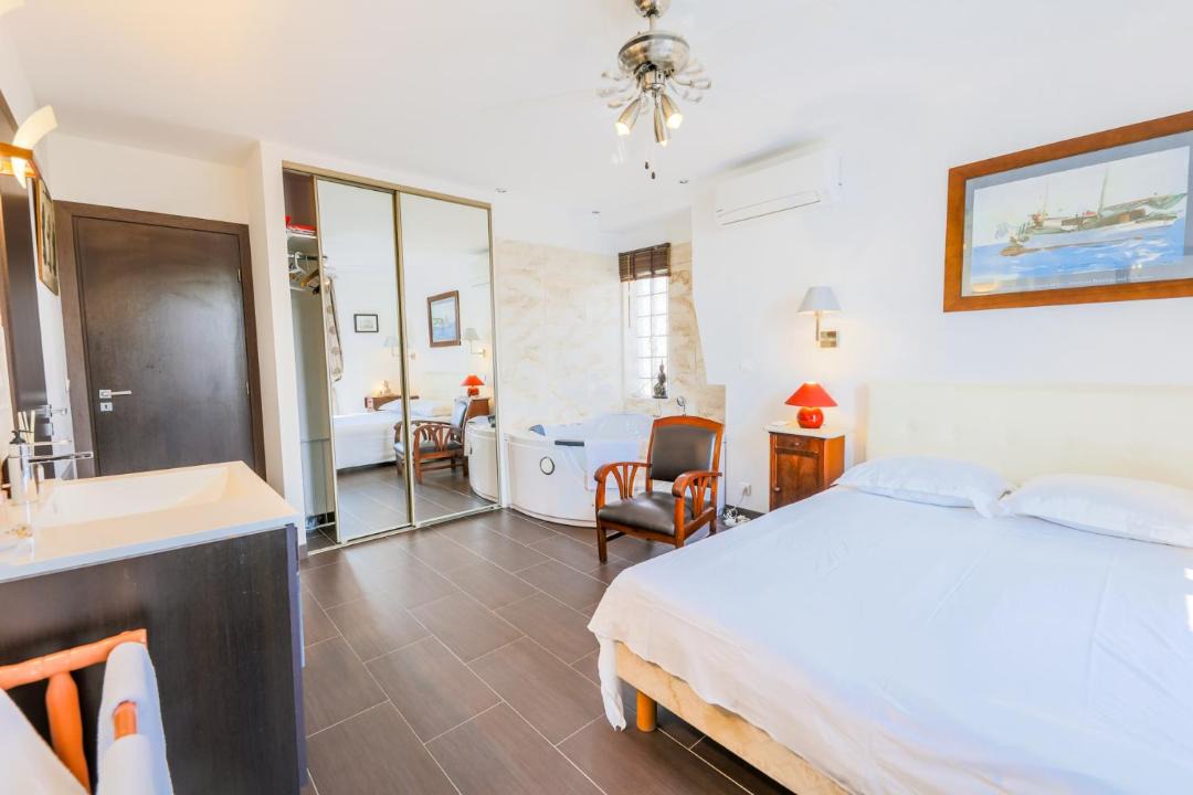 Photo of Bedroom in Old Town