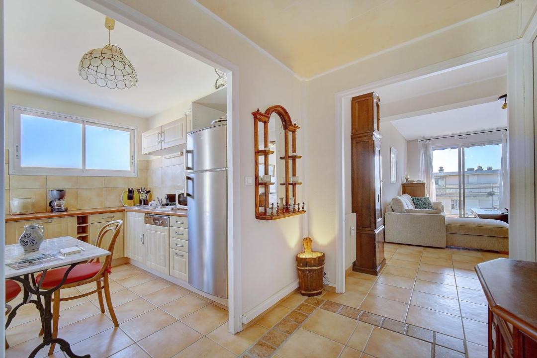 Photo of Livingroom in Riou - Petit Juas - Av de Grasse