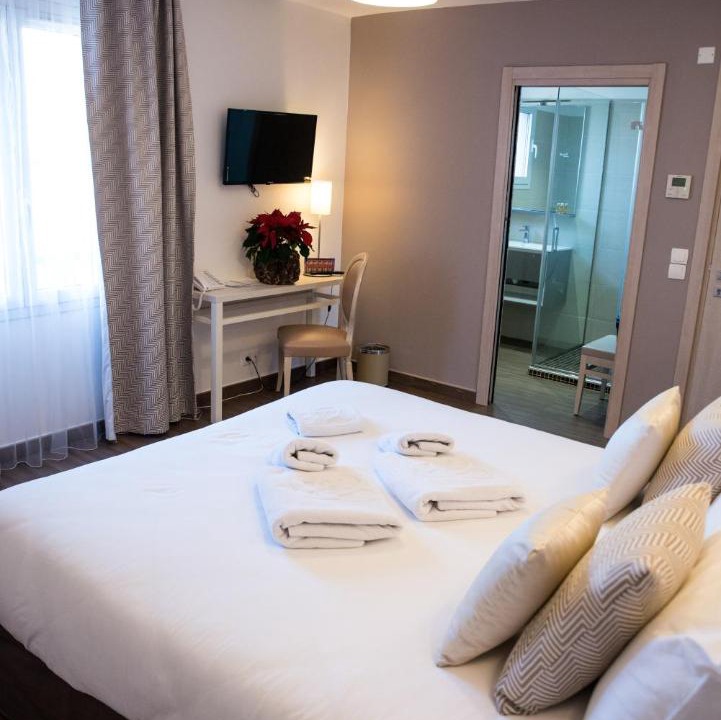 Photo of Bedroom in Mouans-Sartoux