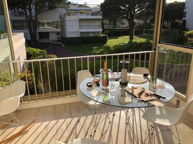 Photo of Patio Balcony in Mandelieu-la-Napoule Beach